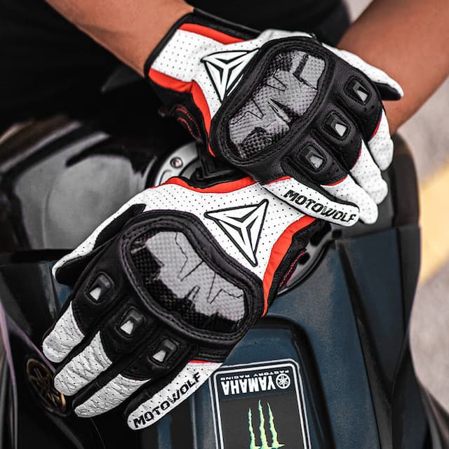 MOTOWOLF MDL0305 Classic Leather Racing Gloves – Premium Protection for Sport & Street Riders