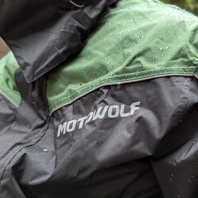 MOTOWOLF MDL0403B V4 Raincoats Genuine Product 100% Waterproof Olive
